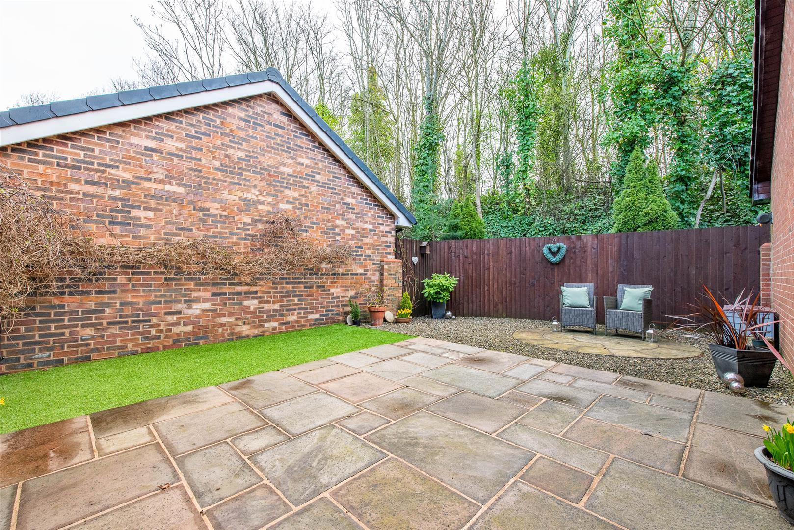 3 bed property in Ashdown Drive, Chorley